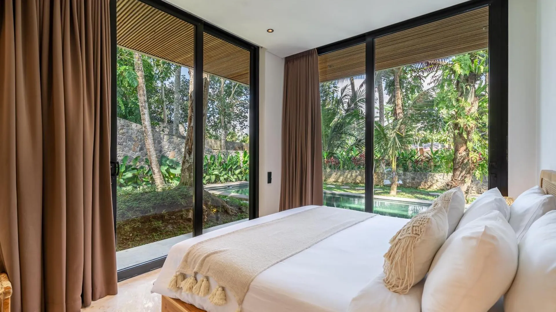 Luxury Unveiled - 3 Bedroom Villa With Pool - Your Ubud Escape 0*, Ubud (Bali)
