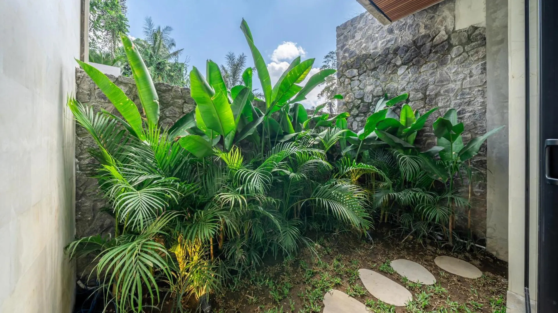 Luxury Unveiled - 3 Bedroom Villa With Pool - Your Ubud Escape Ubud (Bali)